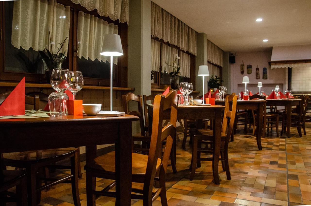 Al Fogolar Rooms & Osteria With Saunaland Tolmezzo Eksteriør billede